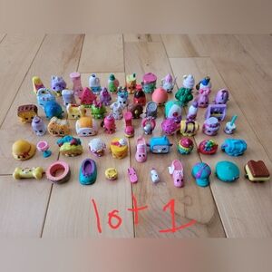 60 Shopkins (lot 1)